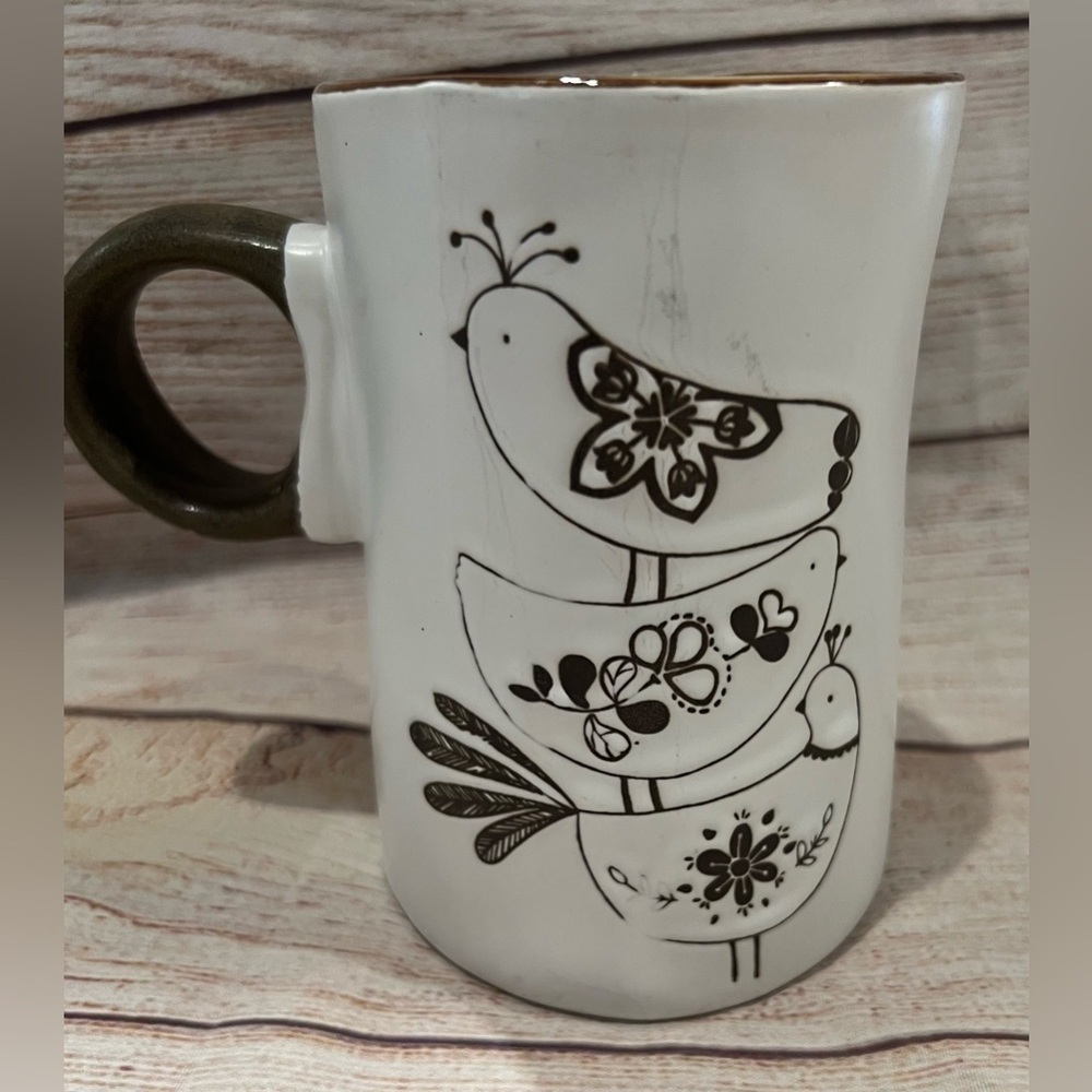 "I Love It" Handsome Ivory Ceramic Birds Embossed Coffee Tea Cup Mug